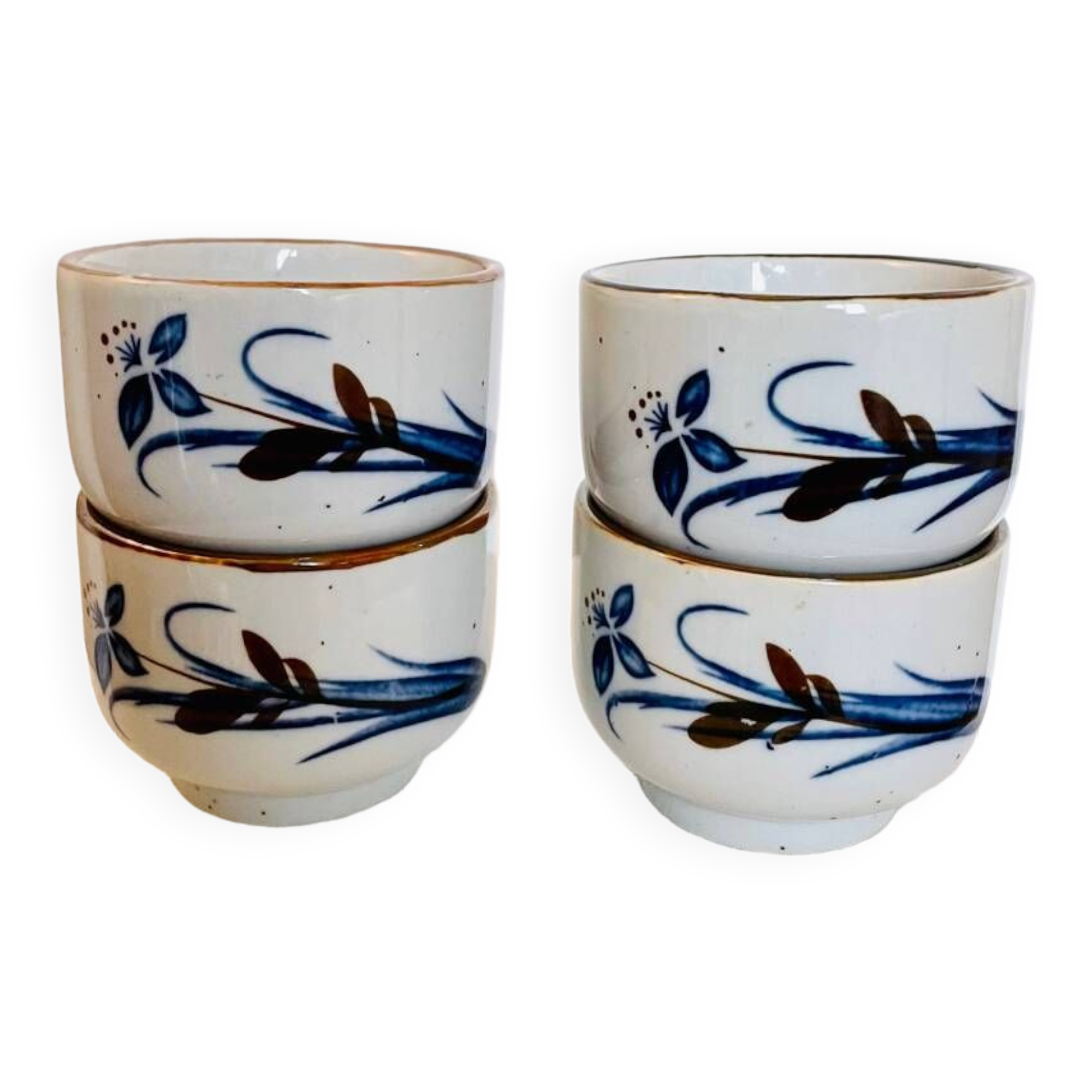 Lot de 4 tasses grès vintage fleuries