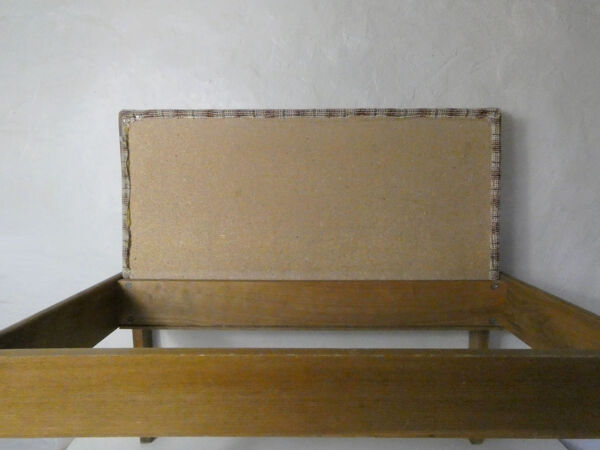 Ancien banc en bois