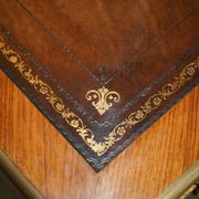 Bureau Plat Restauré Louis XVI Orné d'Ormolu Fin XIXe Siècle