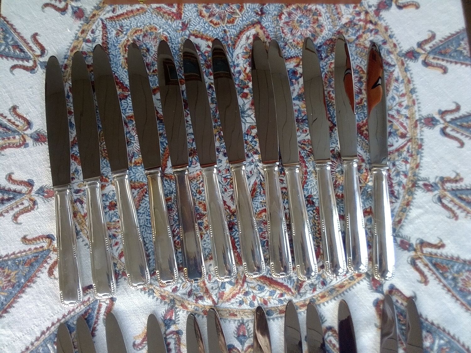 24 Dixi silver metal knives