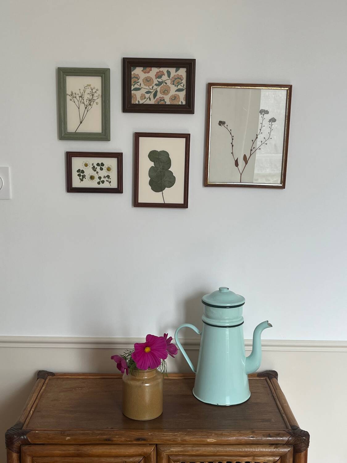 Enameled coffee pot