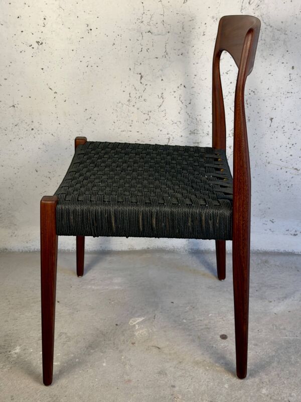 Chaise de salle à manger – Teck et corde danoise noire, 1960