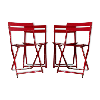 Quatuor de chaises de jardin en métal rouge patinées