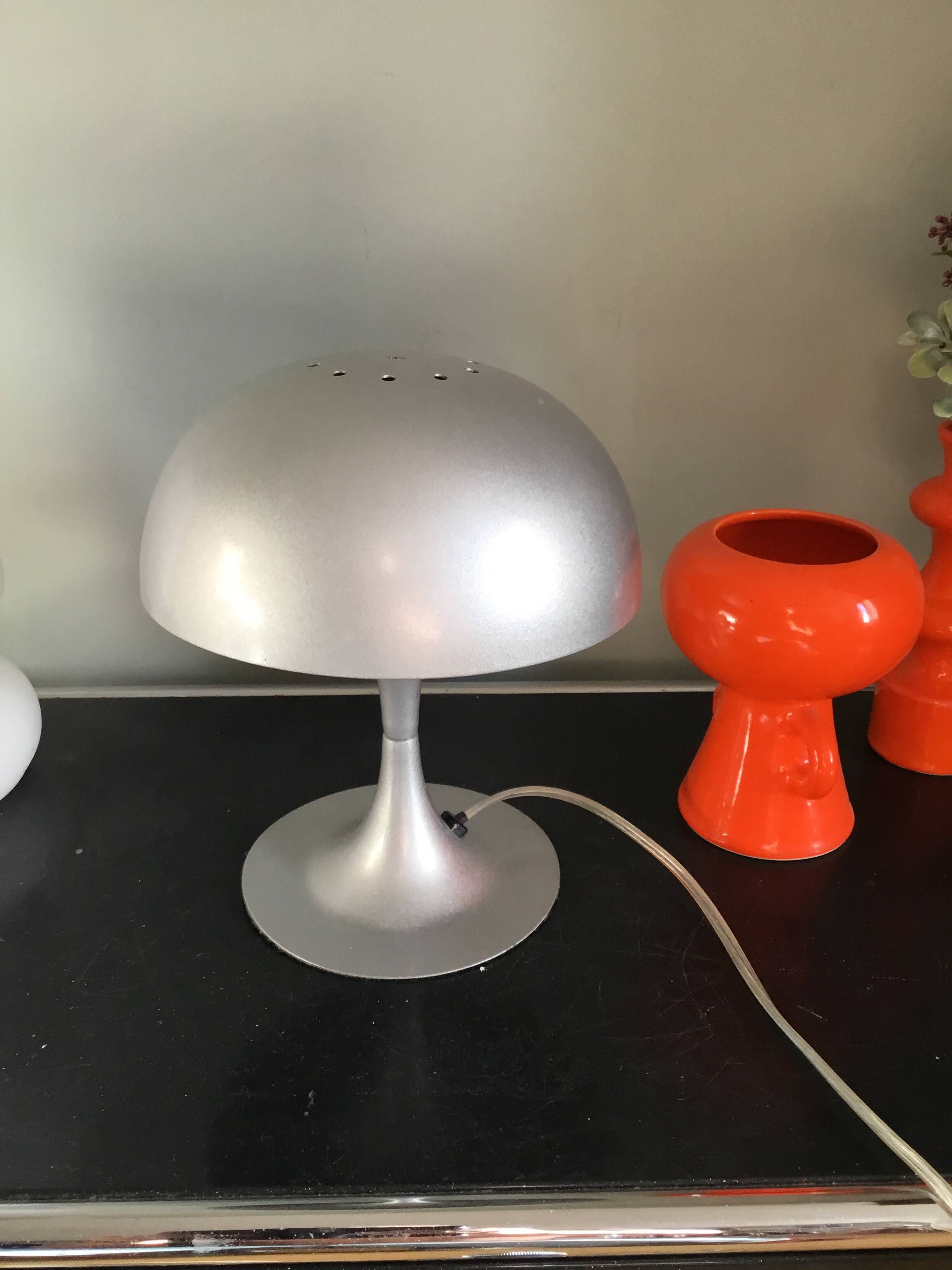Grey metal mushroom lamp Mathias