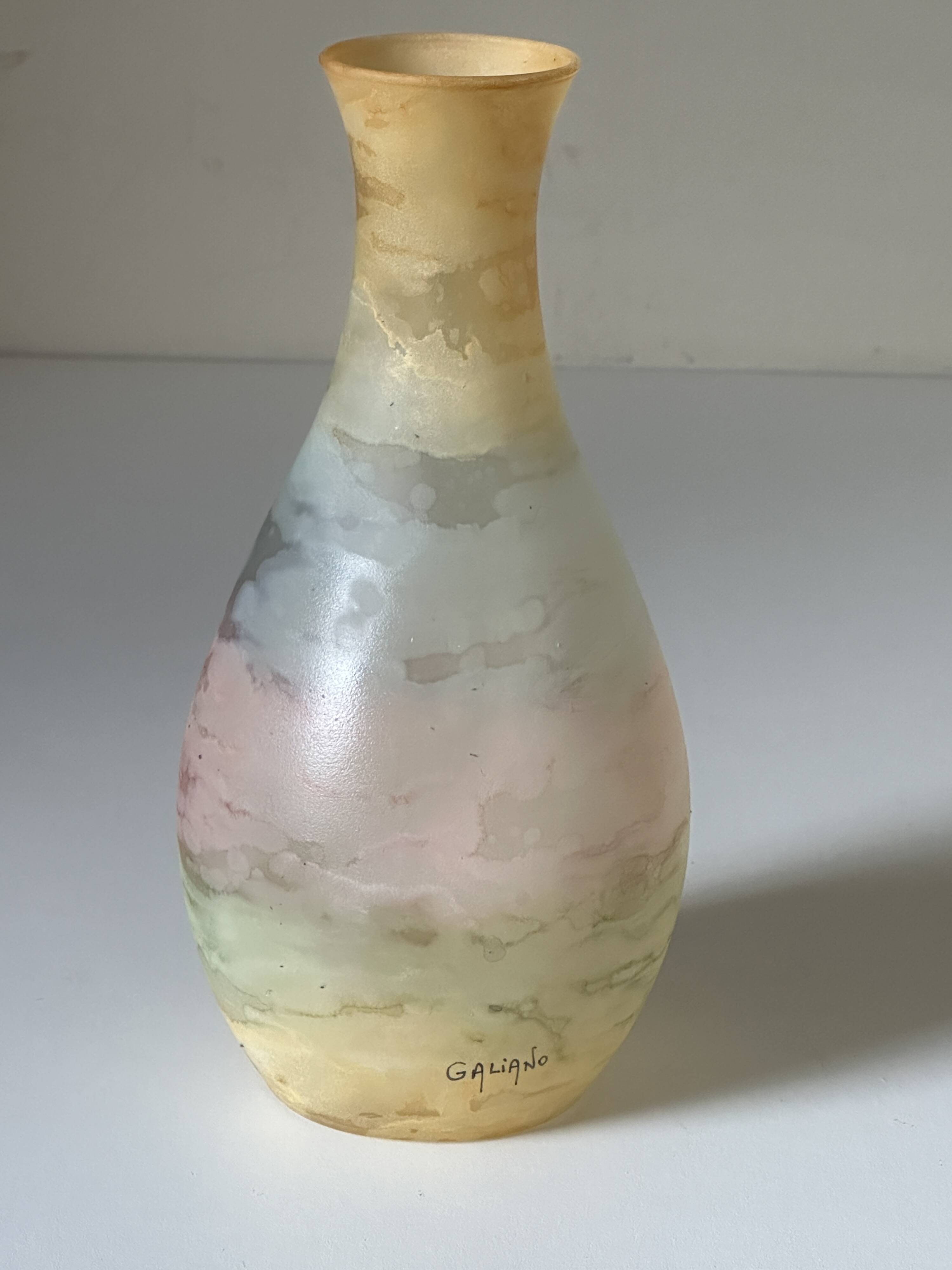 Acidulated art glass vase signed Galiano vintage 80s