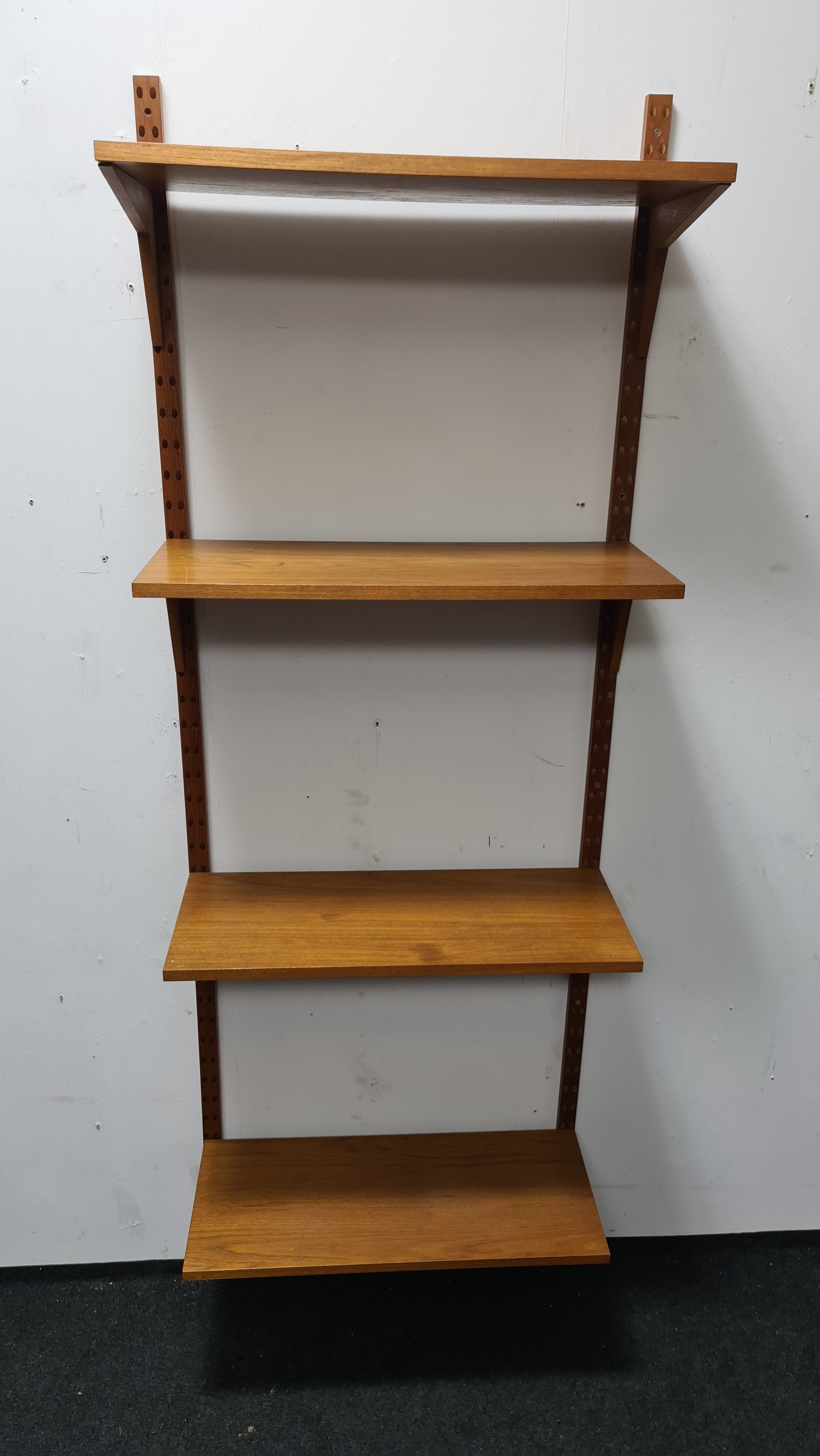 Système de mur en teck vintage par Poul Cadovious