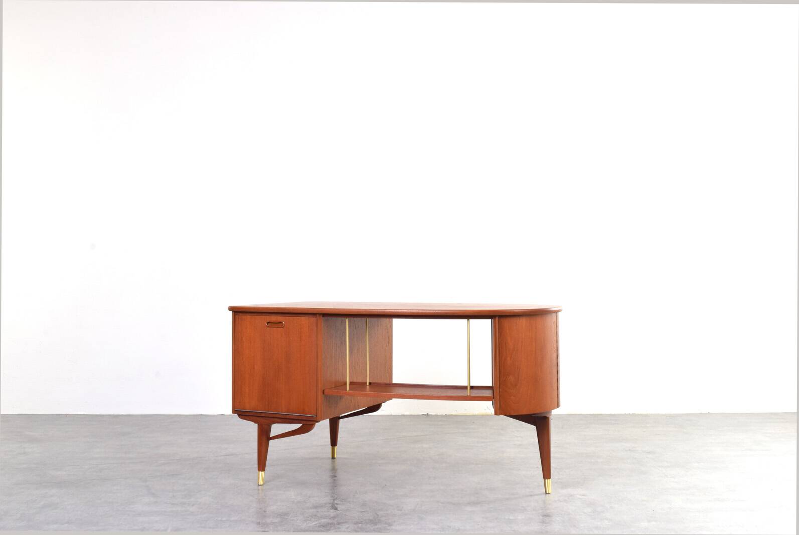 Mid-Century Organic Teak Desk from Sola Møbler, 1960s.