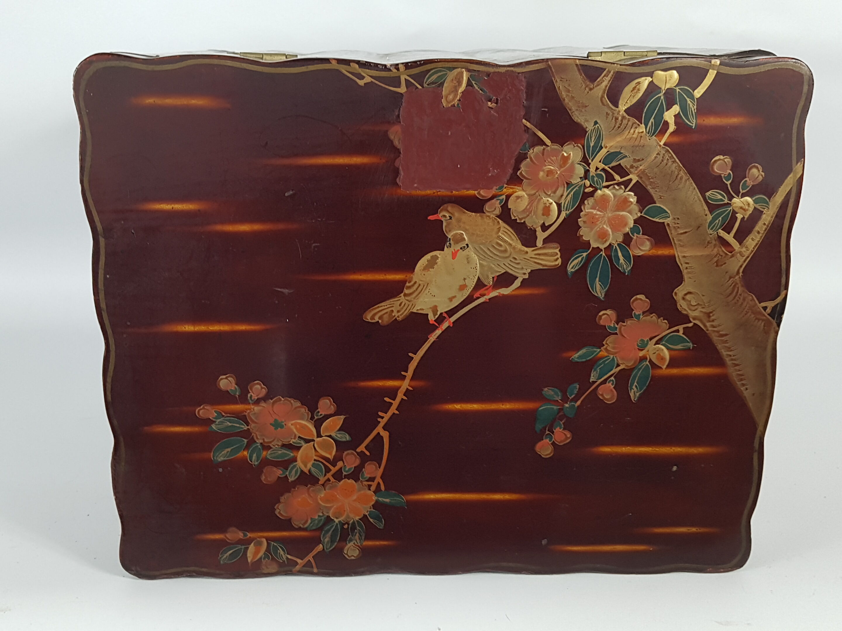 Sewing box or lacquered wood storage Japan early XX