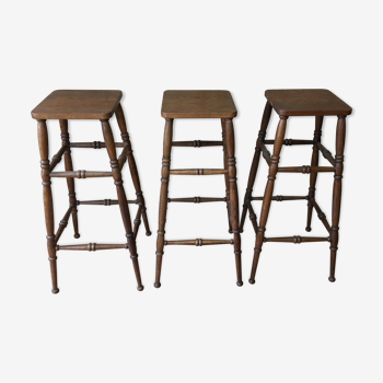 3 bar stools