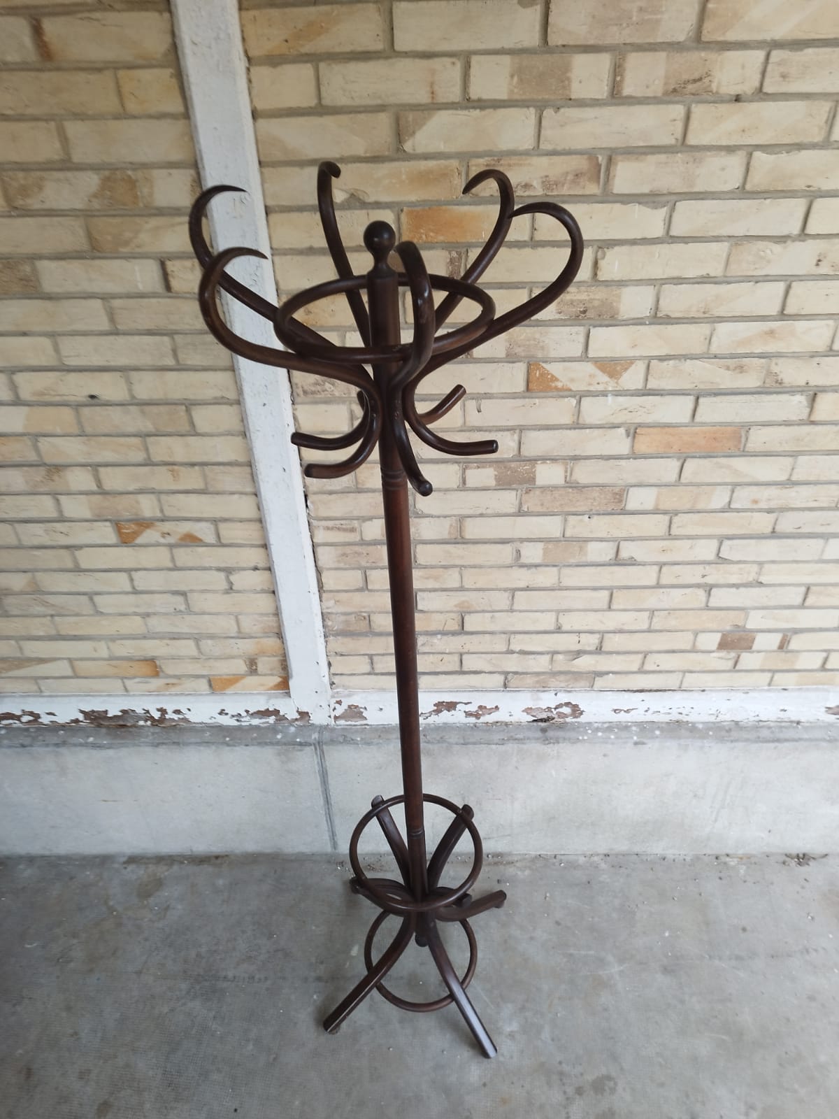 Vintage coat rack peroquet
