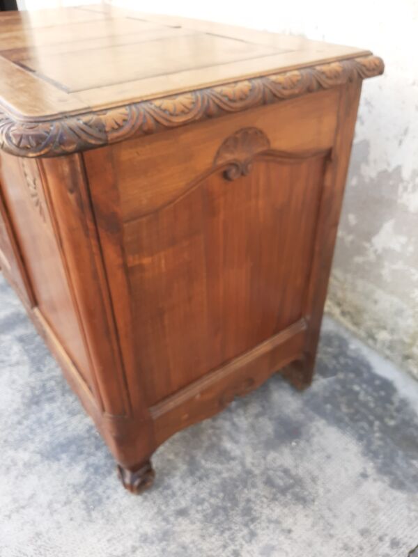 Coffre de mariage style Louis XV
