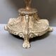 Shell-shaped catchall on a base