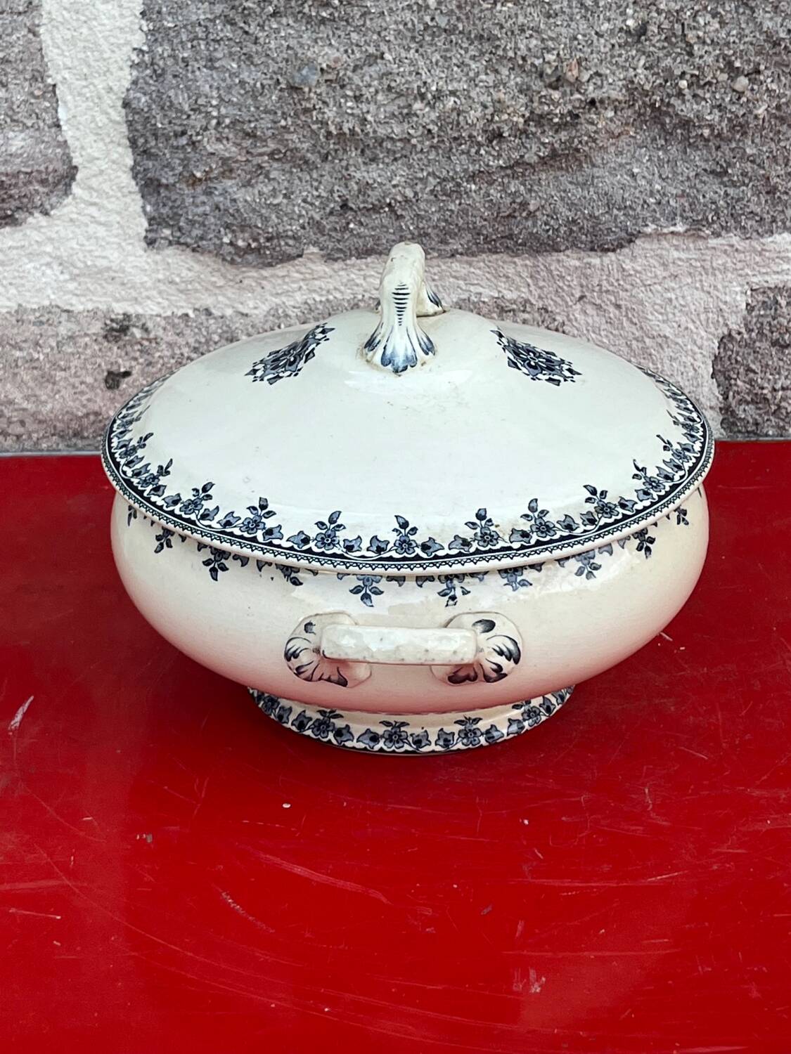 Tureen