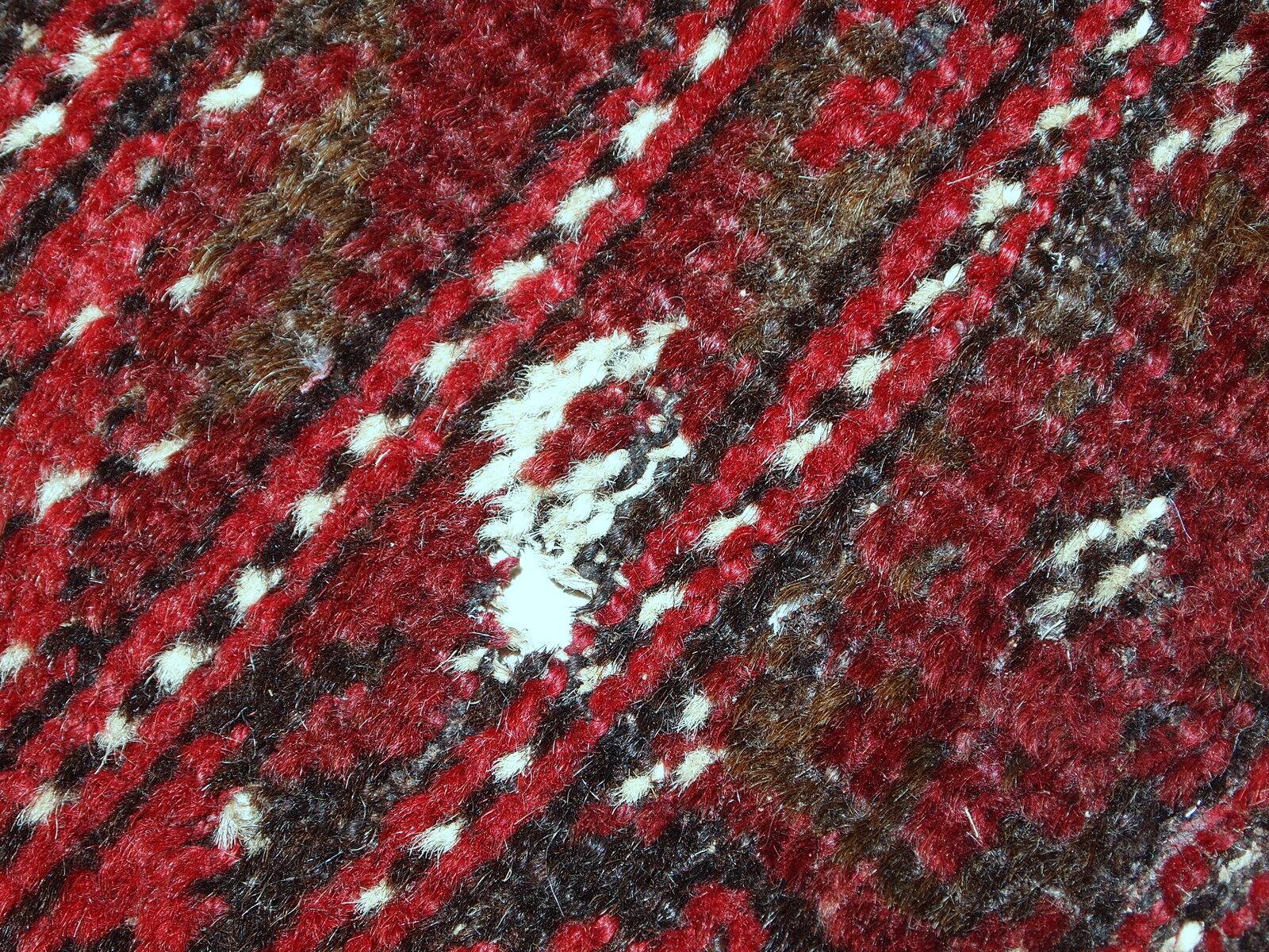 Tapis vintage fait main Gabbeh du Moyen-Orient 140cm x 215cm (1960s)