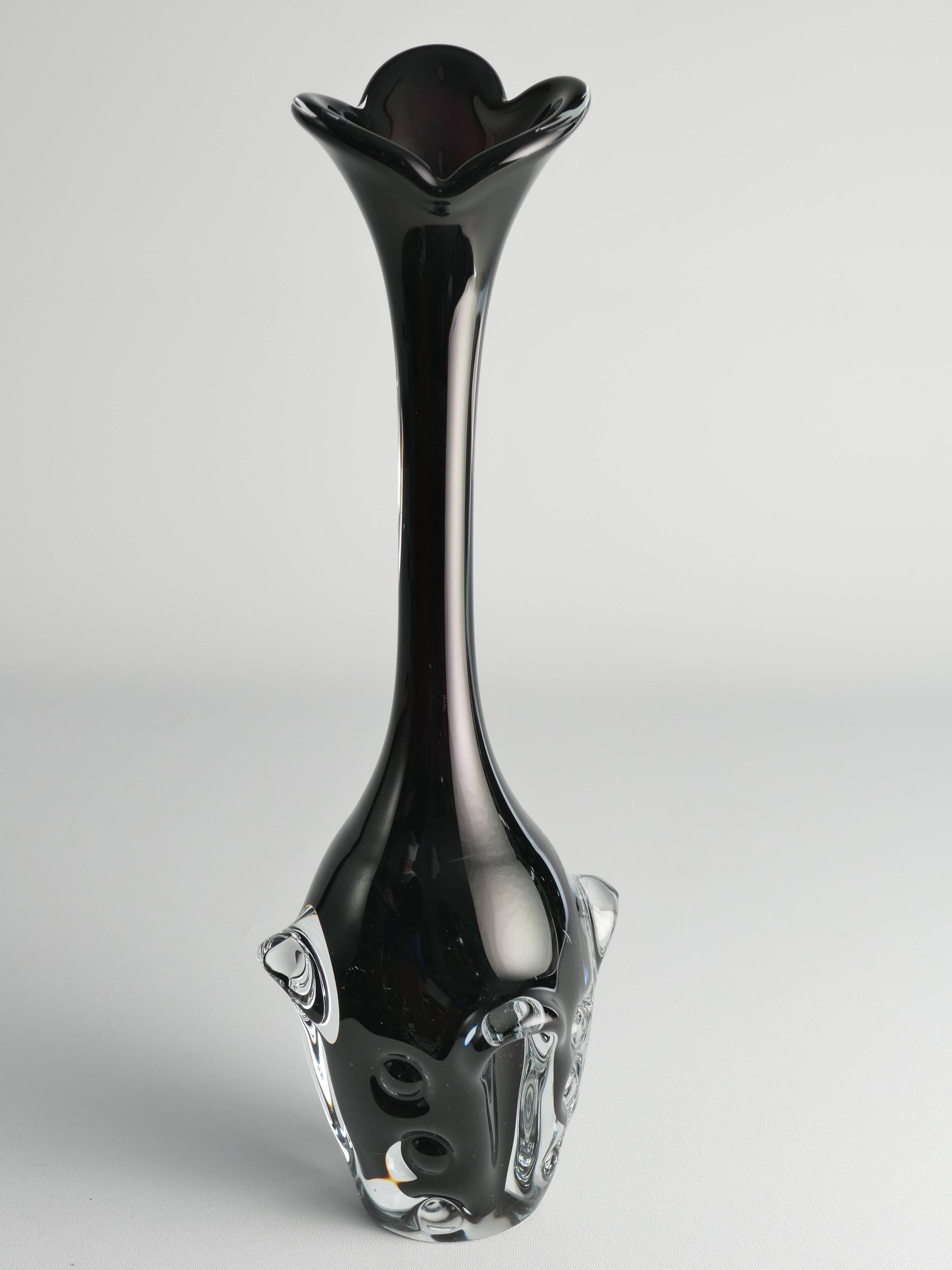 Scandinavian Modern Art Glass Vase by Börne Augustsson for Åseda