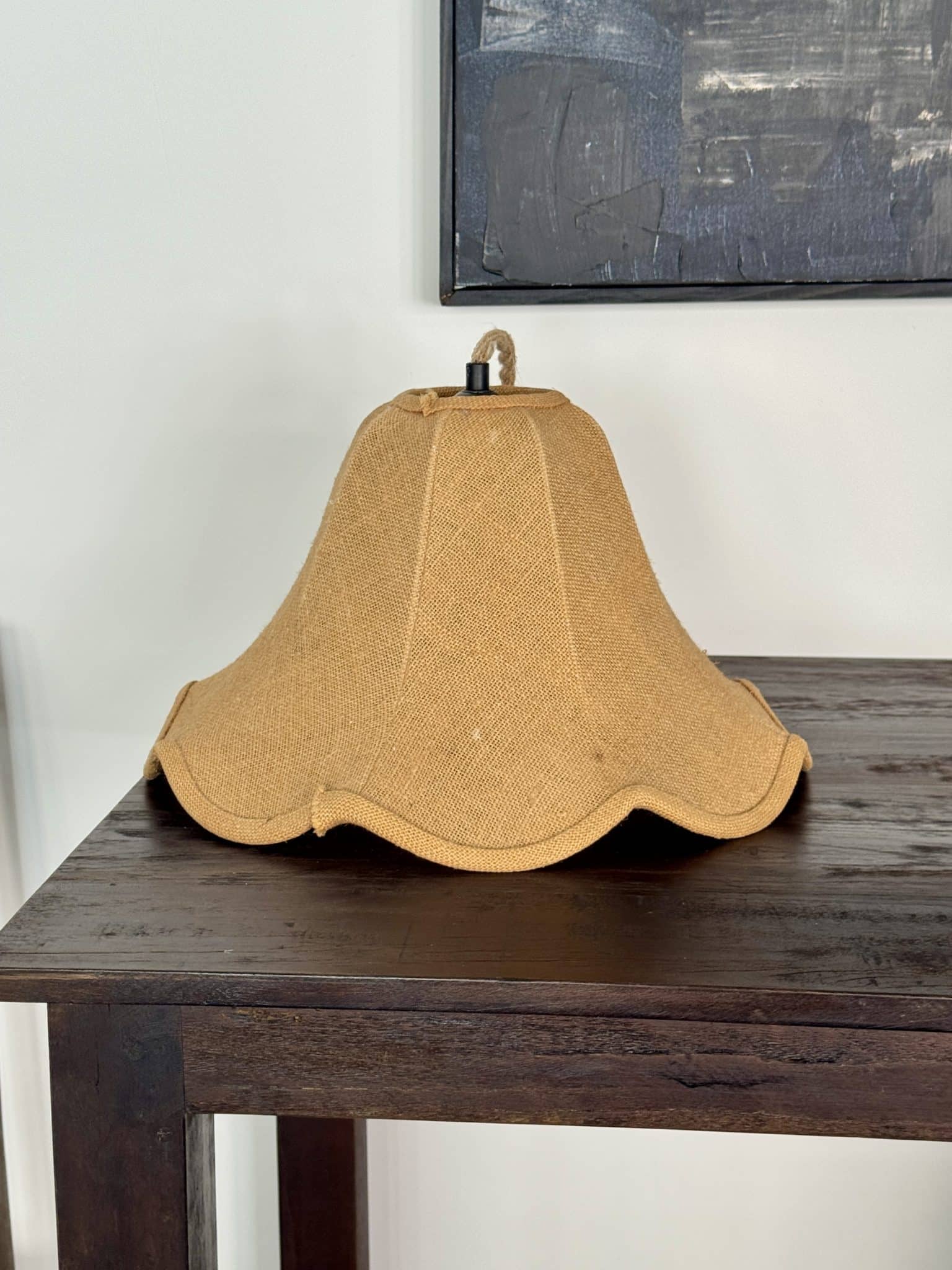 Vintage jute fabric suspension