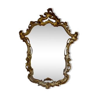Miroir en bois sculpté et doré 65x90cm