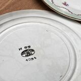 Set of 2 mismatched serving dishes