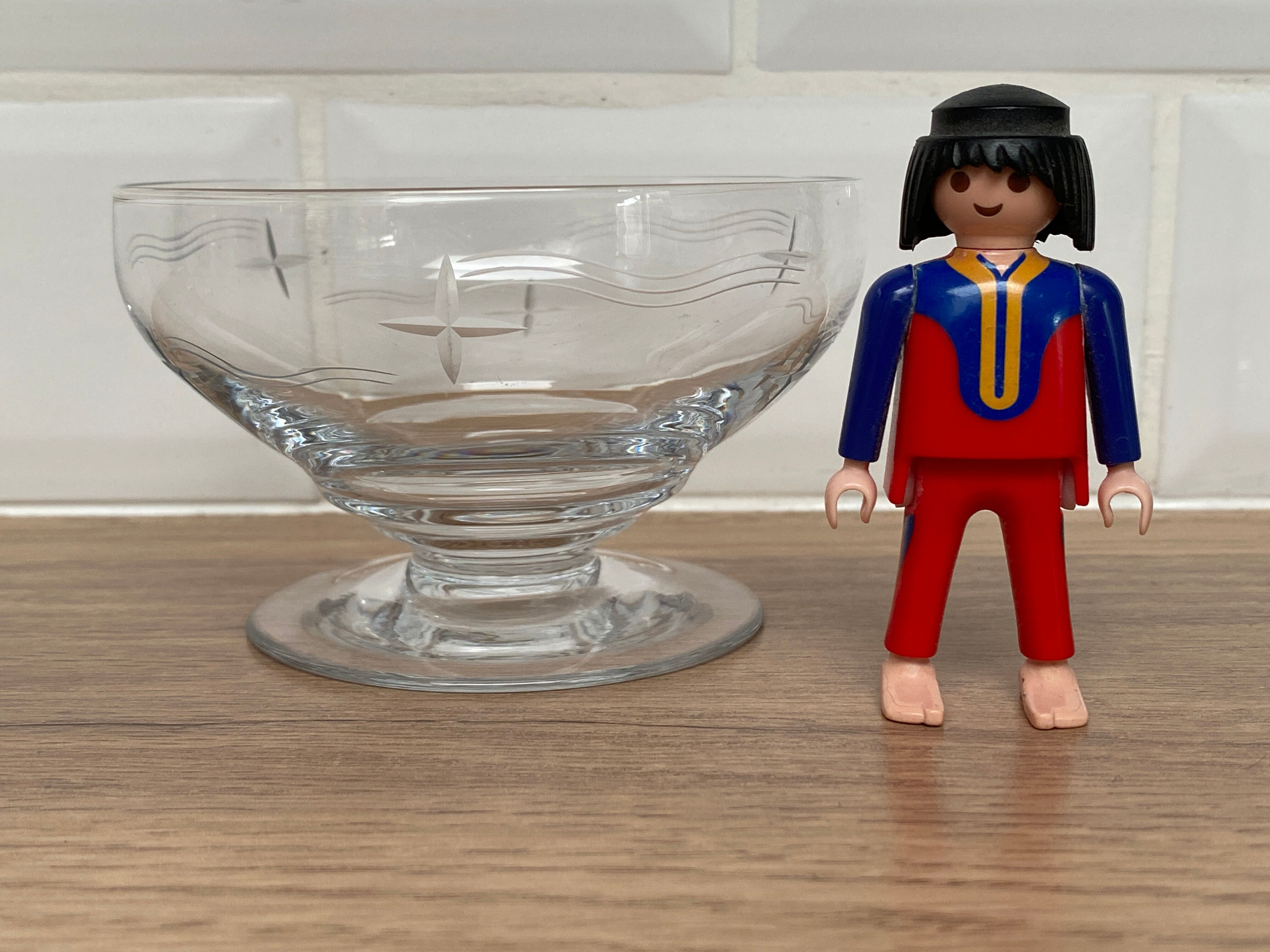 Set of 4 cut glass cups