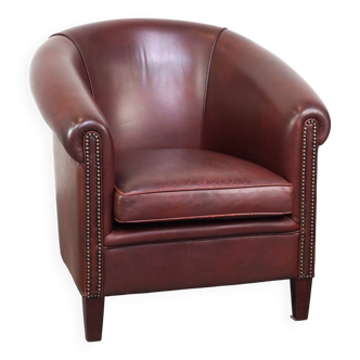 High-quality cowhide leather club chair in classic English style