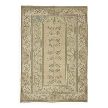 Turkish Vintage Anatolian Rug 195 cm x 278 cm