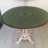 Table de jardin en tôle et pied en fonte