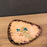 Enamelled cup, enamel on copper