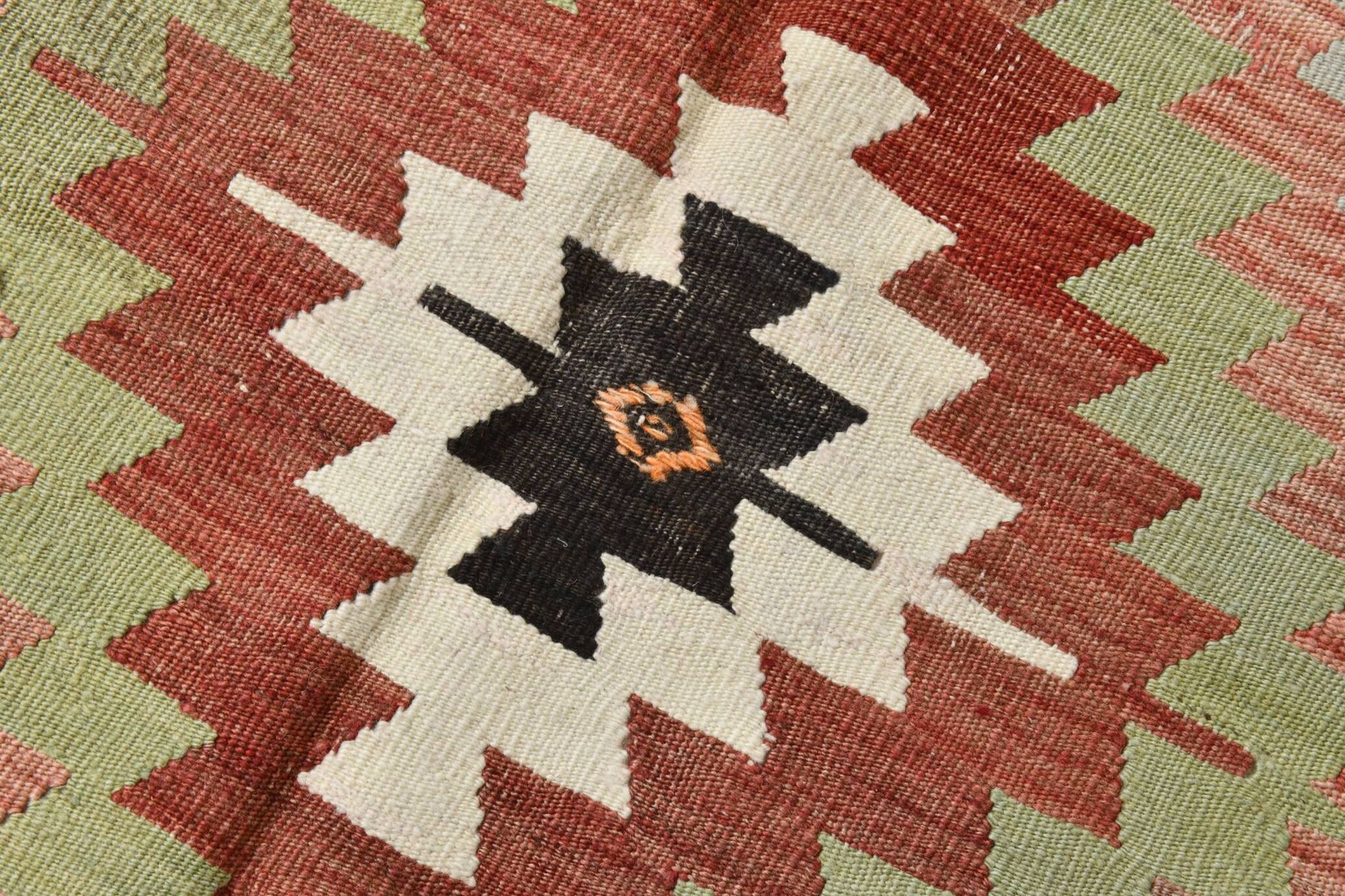 Tapis Kilim tribal vintage rouge foncé vert 5x10