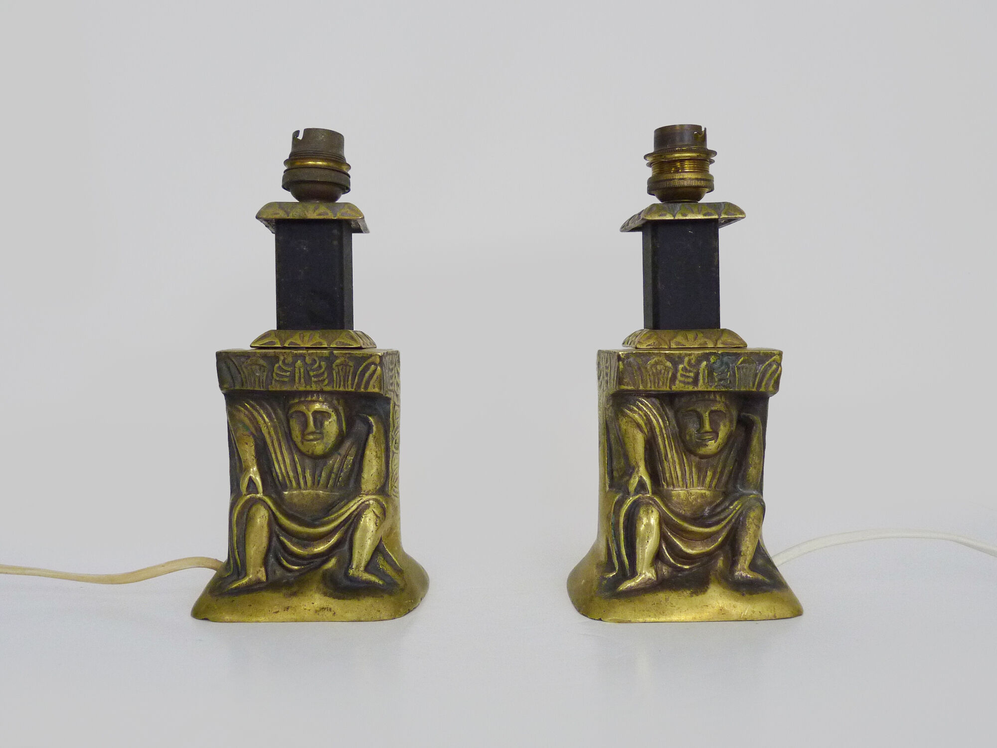Pair of table lamps, Art Deco period bedside lamp, bronze and metal