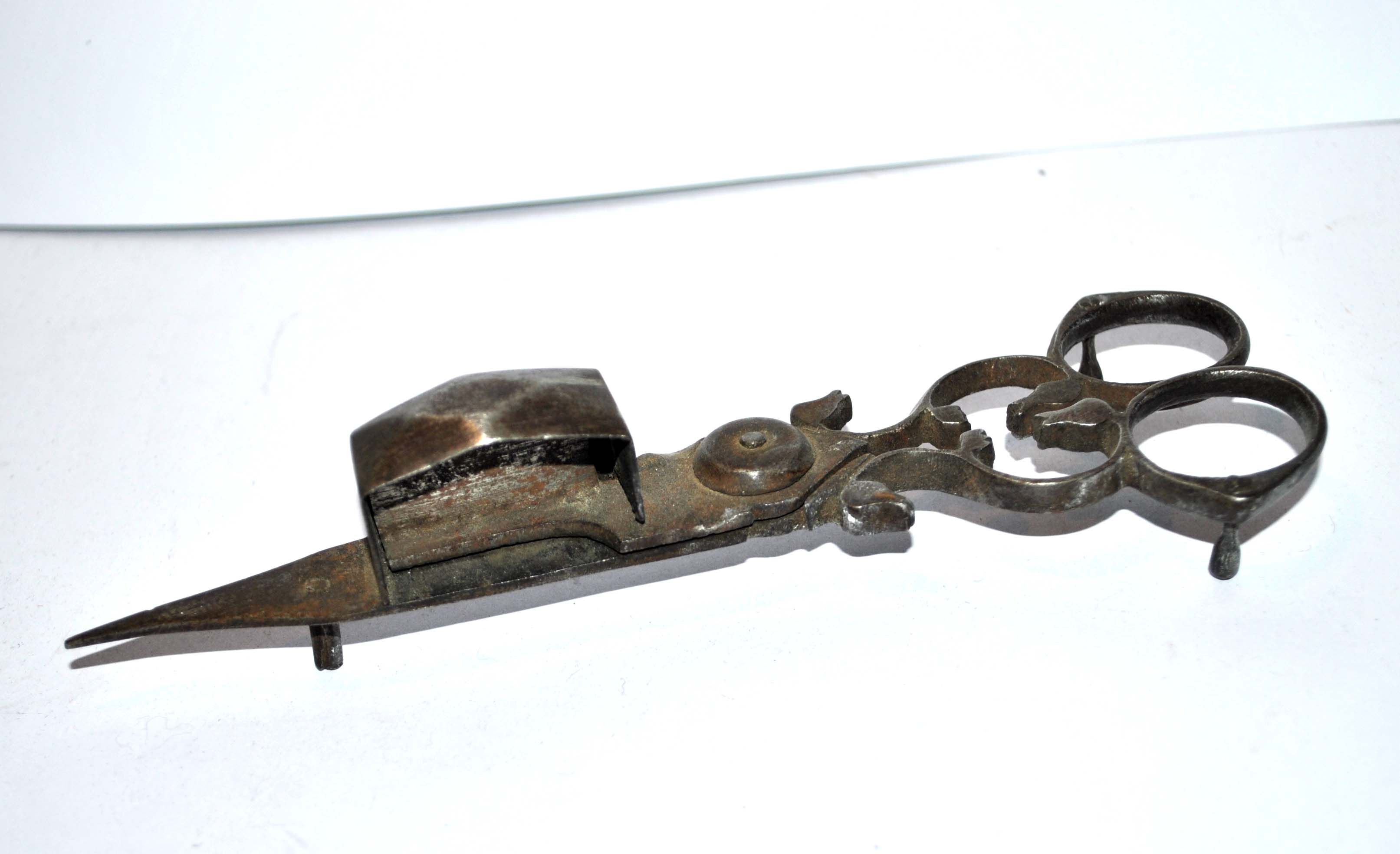 Old iron speckle - Extinguisher candle church Candlestick 19th century