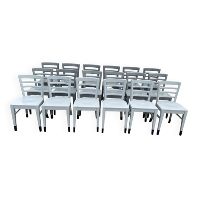 Set de 18 chaises bistrot grises