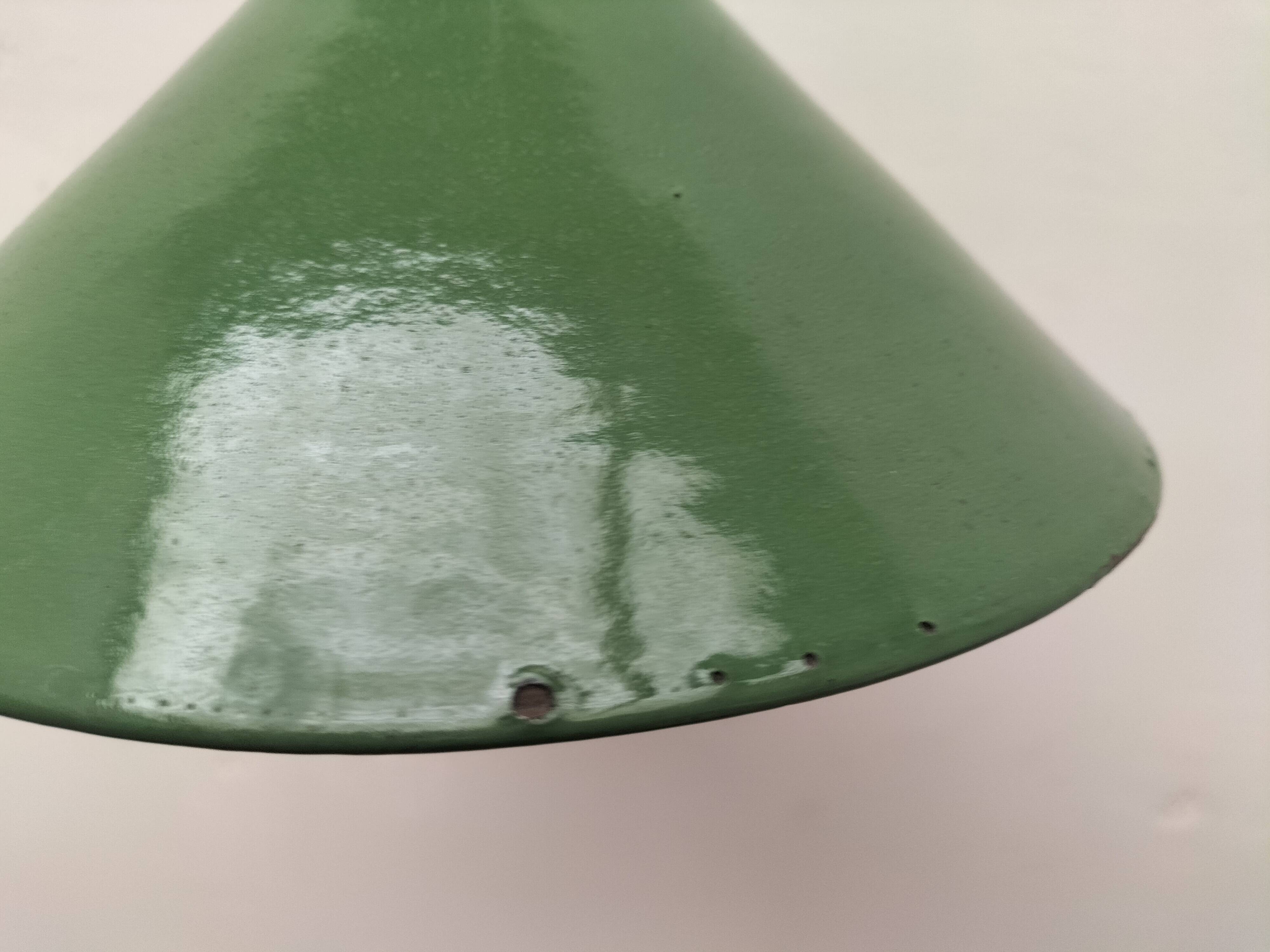 Enameled sheet metal cone pendant light