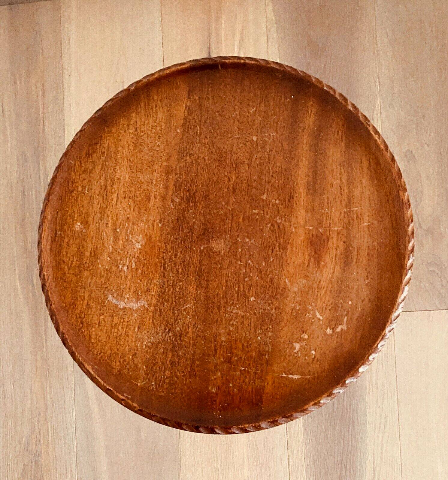 Tripod pedestal table in 20th century stained beech