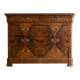 Antique wooden chest of drawers with 4 drawers.