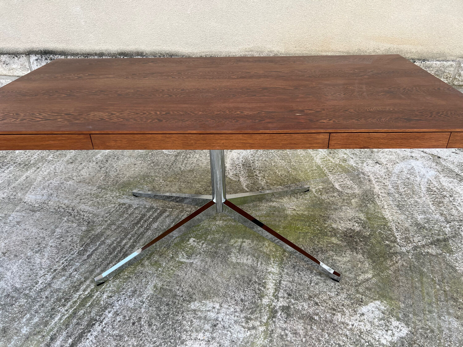 Knoll Desk