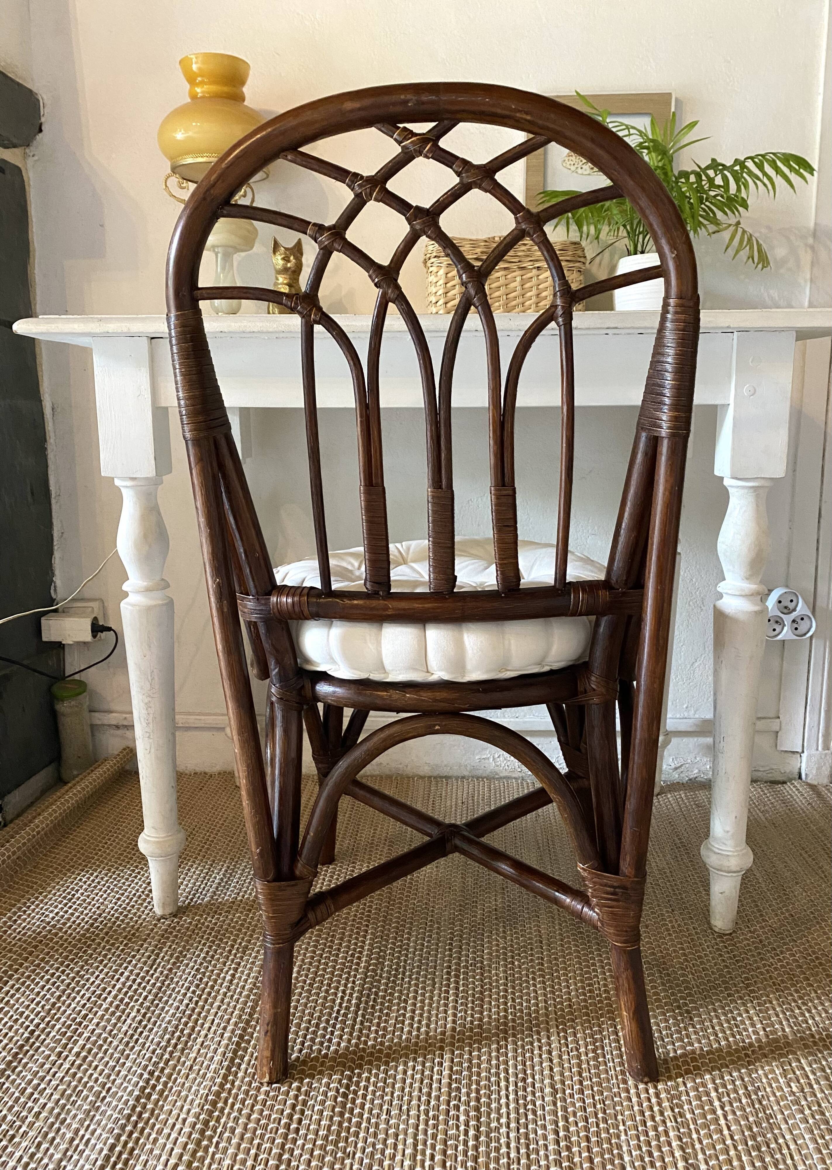 Vintage rattan chair