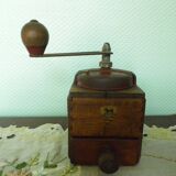 Original coffee grinder, Peugeot Frères