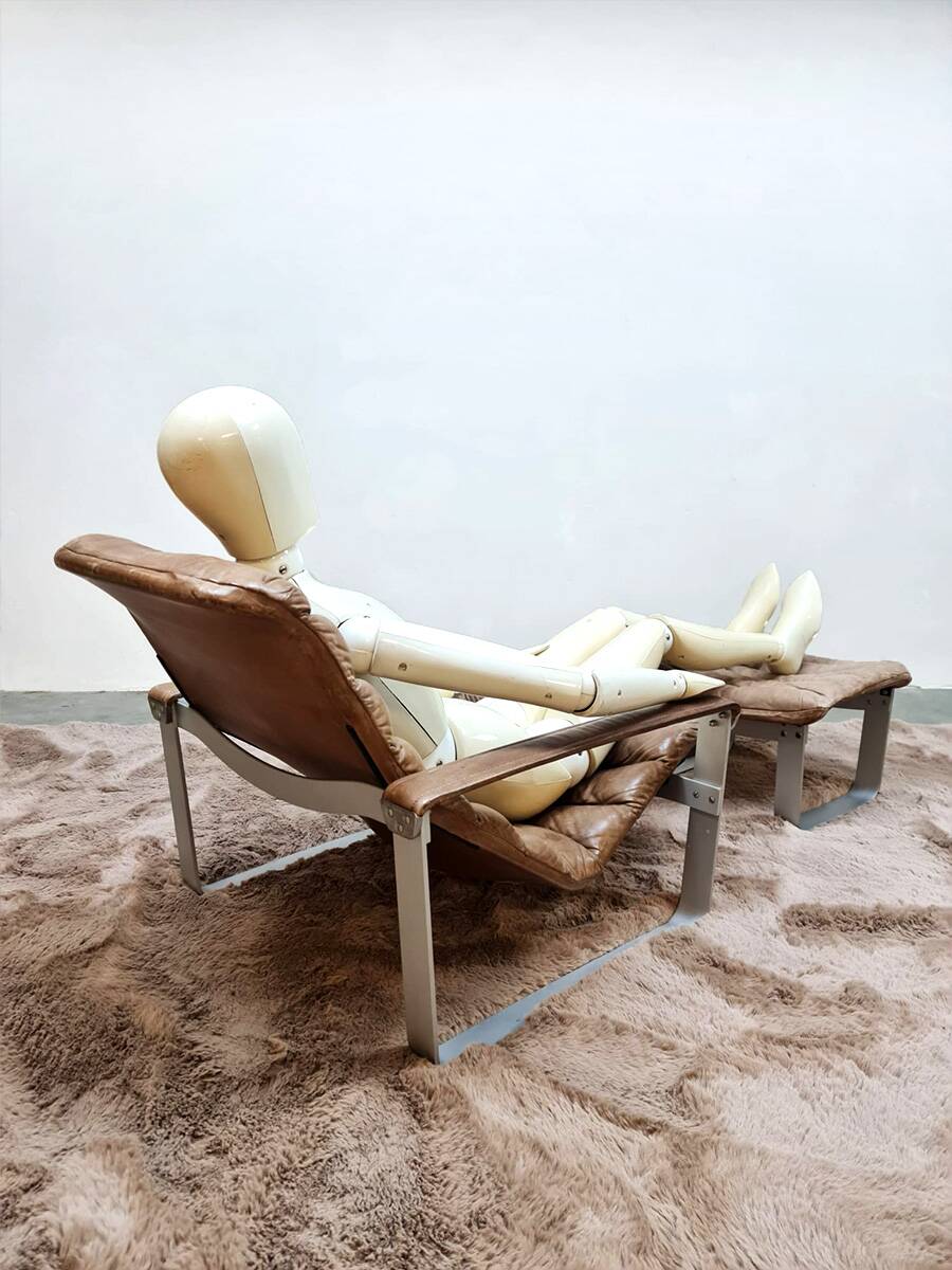Vintage leather & chrome lounge chair