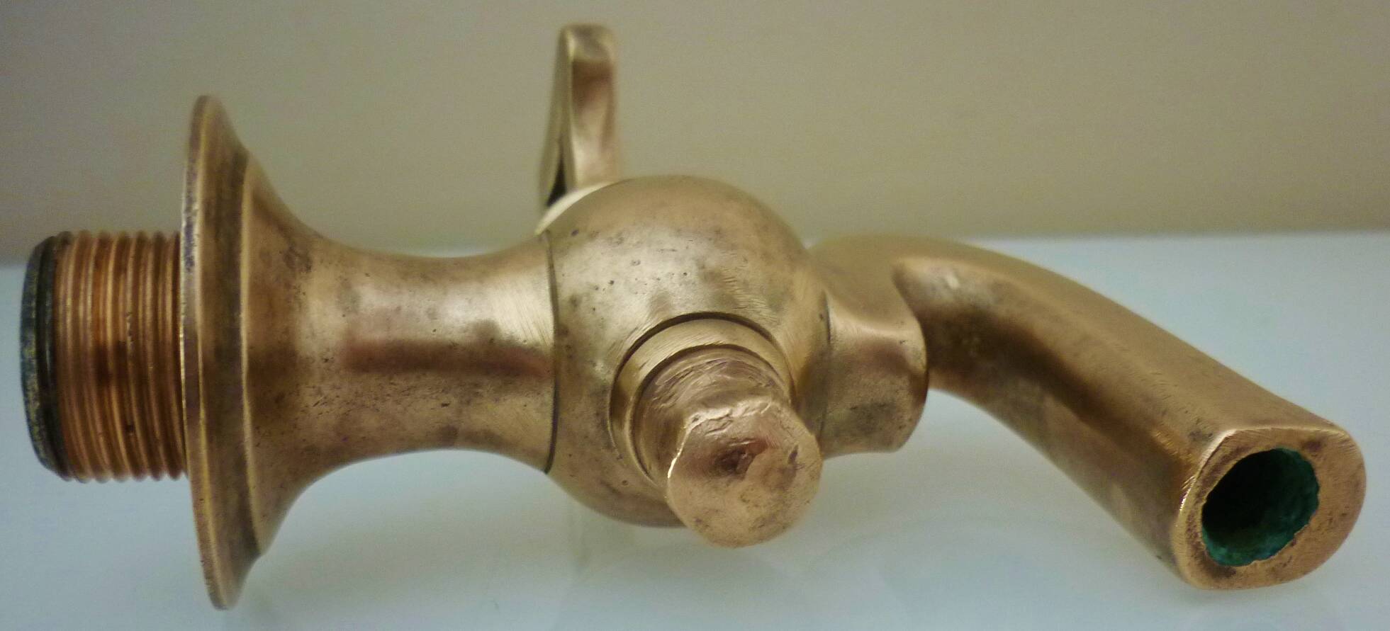 Old fountain tap for garden in brass, 4 parts