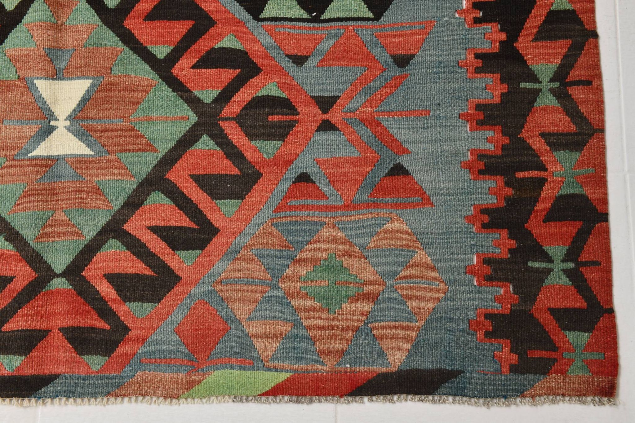 Kilim vintage anatolien tons bleu, vert et rouge géométrique, 160x317 Cm