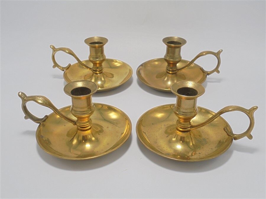 Set of 4 candle holders