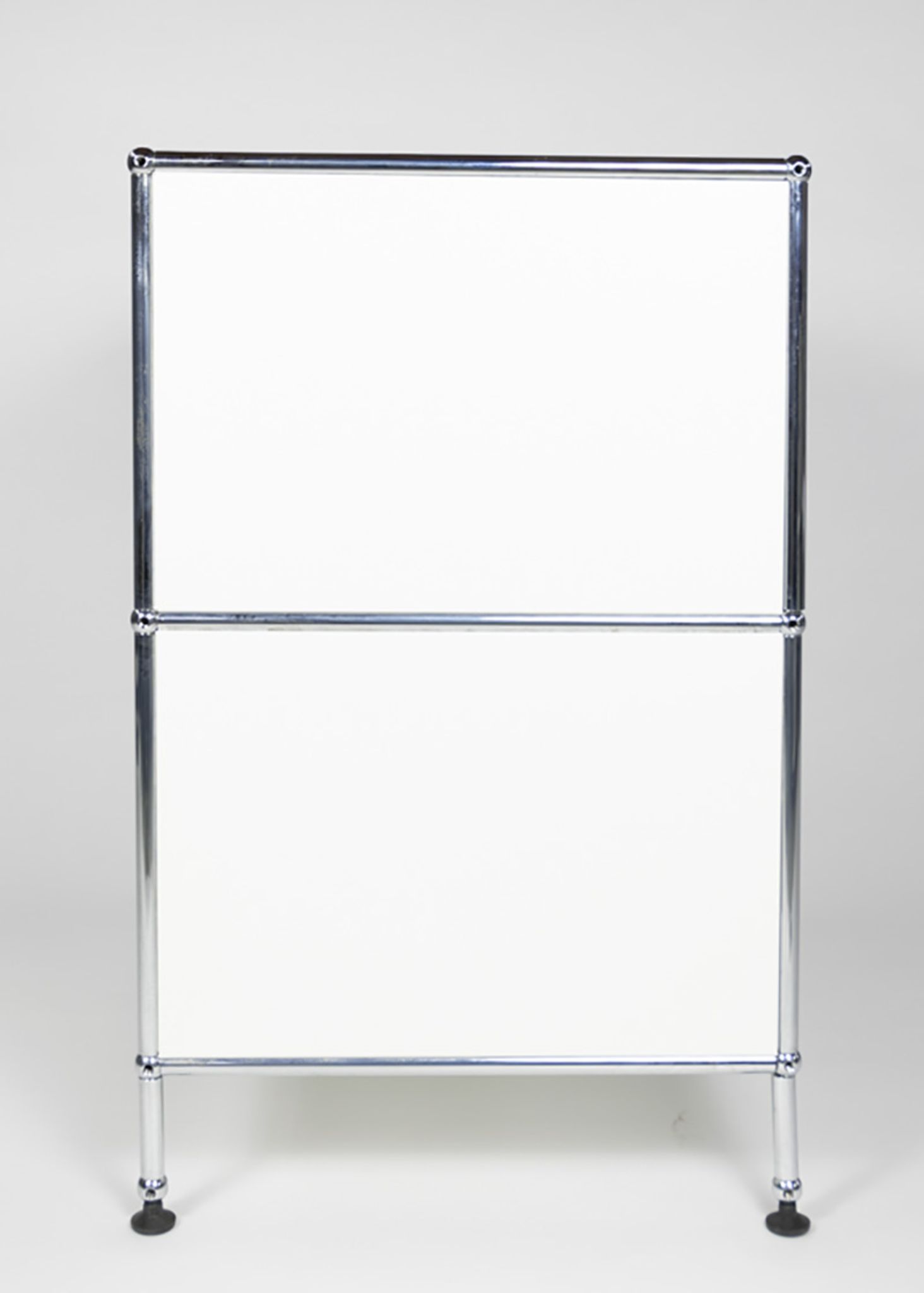 Industrial white iron 2 drawer cabinet by Fritz Haller & Paul Schärer for USM haller, 1980s (evt 2 available)