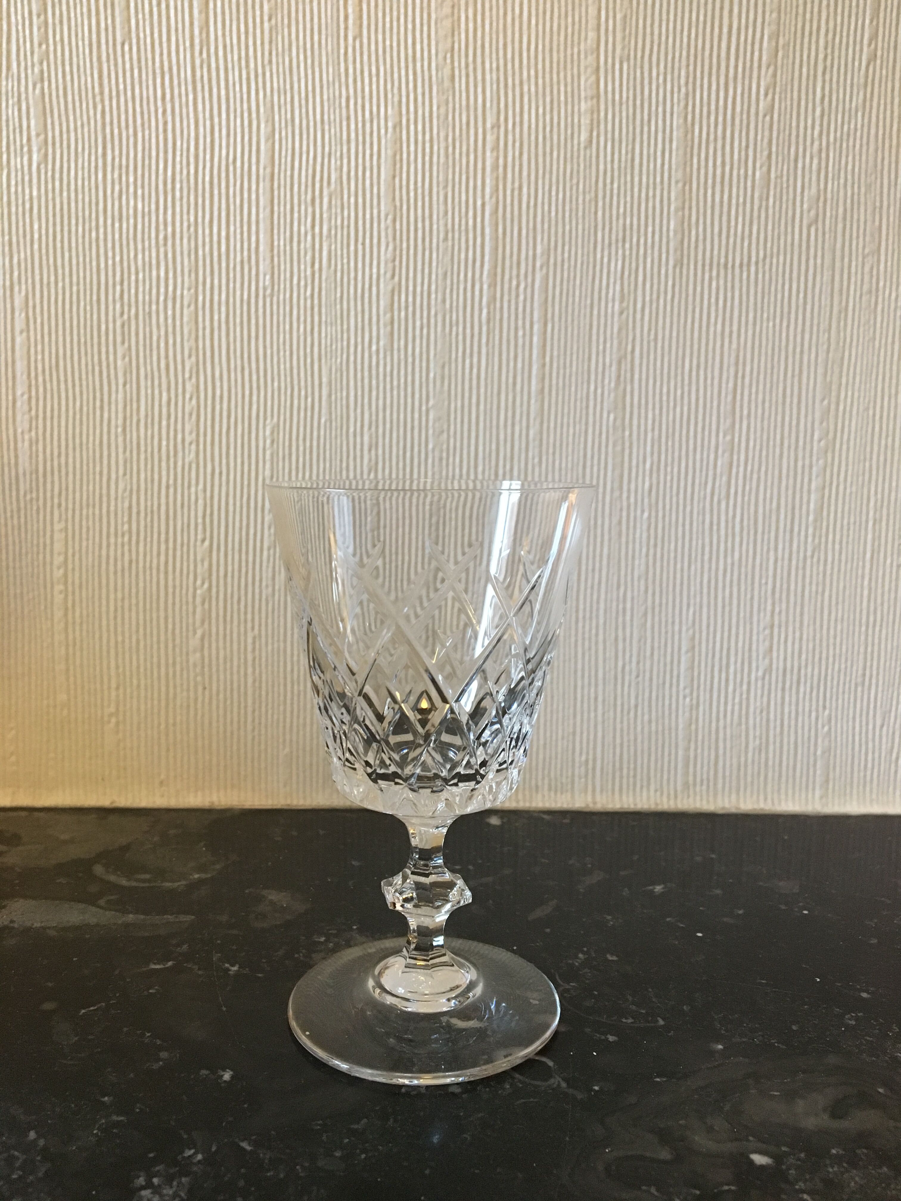 Set of 4 crystal walking glasses
