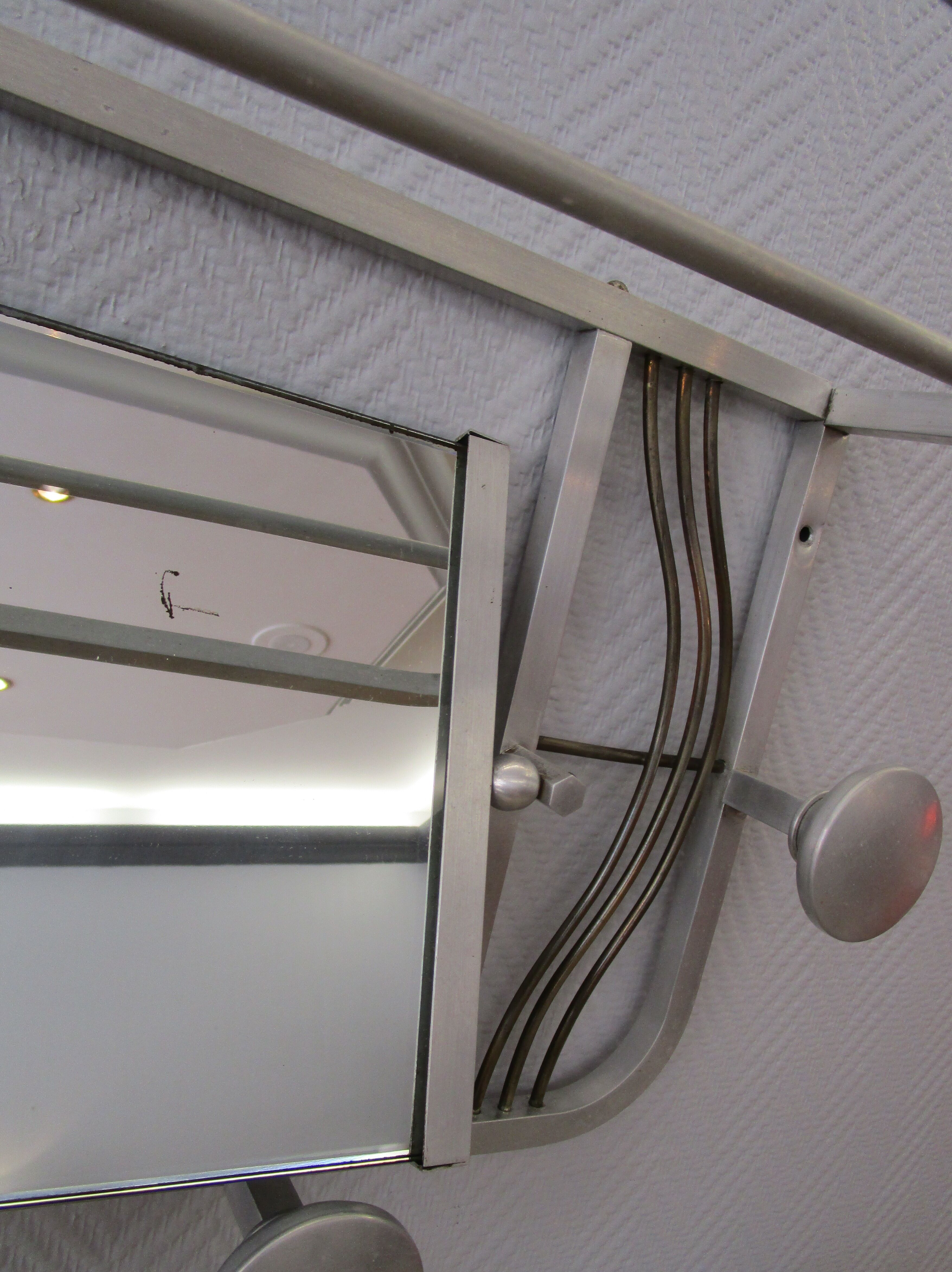 Hanger door-Hat wall aluminium with mirror 40 years