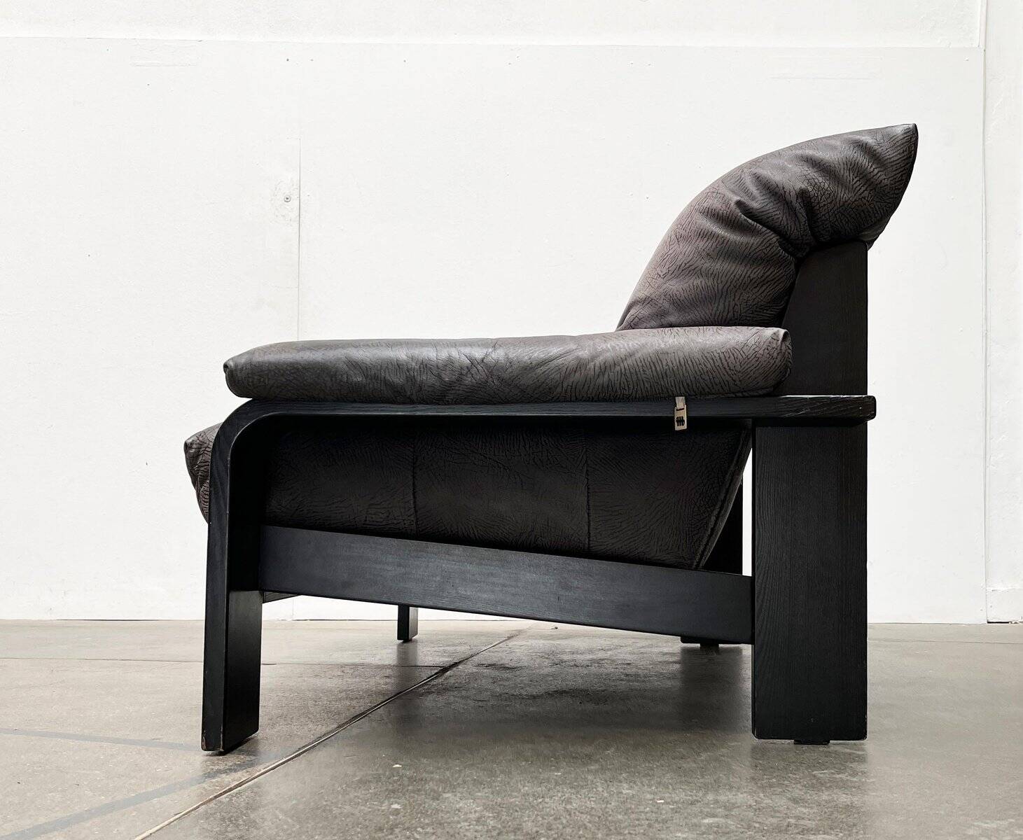 Brutalist German postmodern lounge chairs and sofa by Rolf Benz for Musterring, 1990s, set of 3.