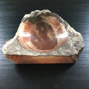 Vide poche brutaliste en onyx