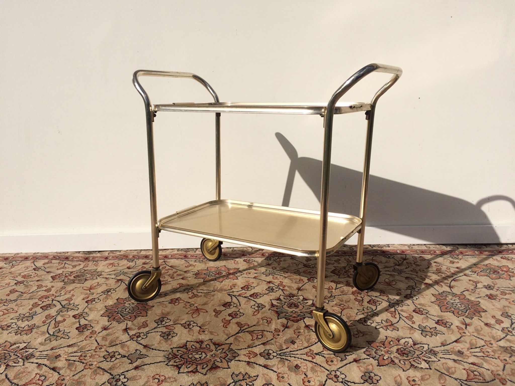 Vintage trolley bar Carefree England 50s