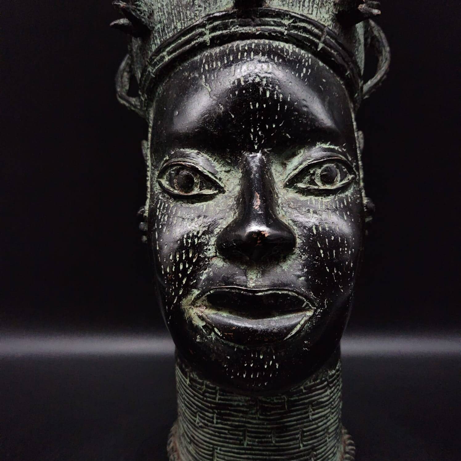 Queen head ife
