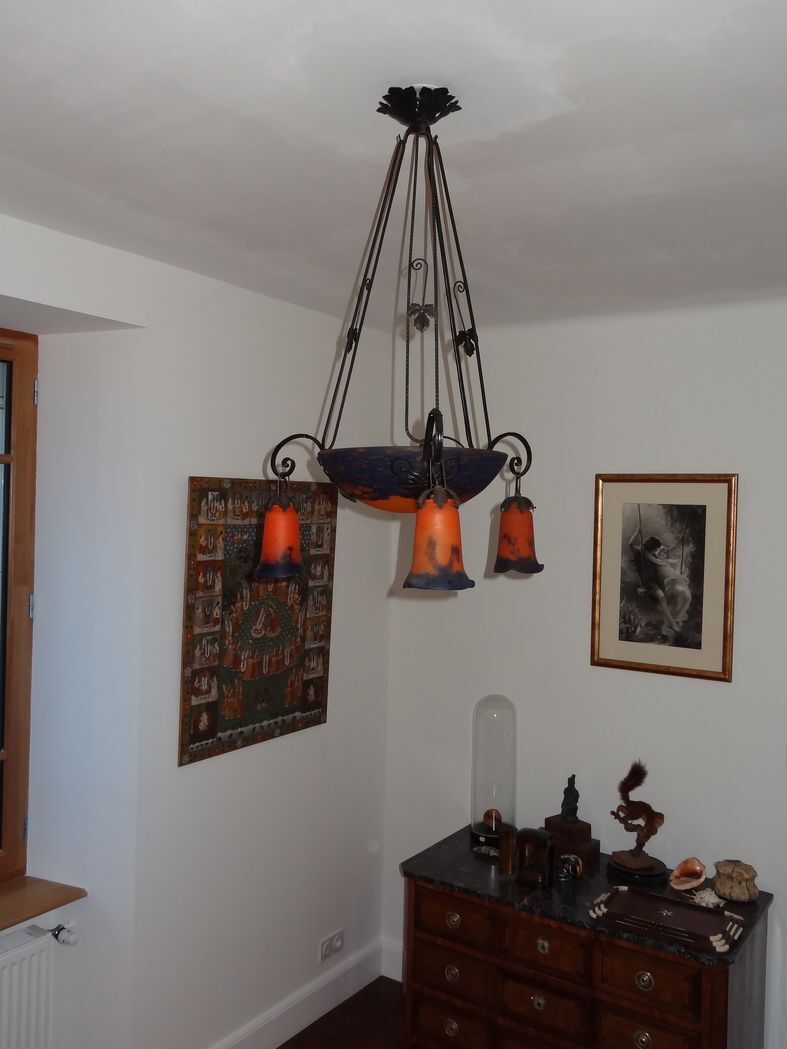 Art Deco Lustre Noverdy France in beaten iron