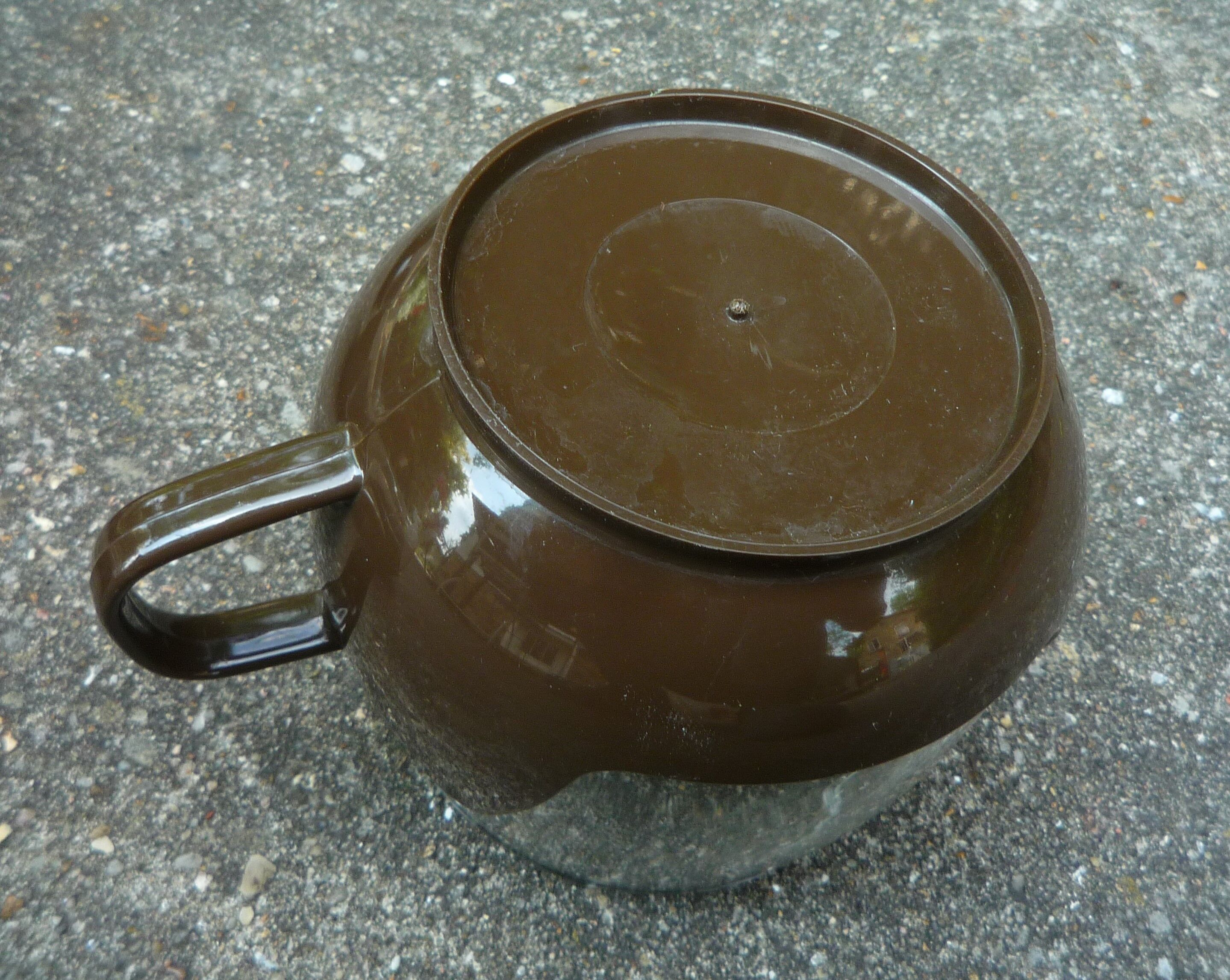 6 Melika coffee cups, brown glass and plastic, vintage 1970s